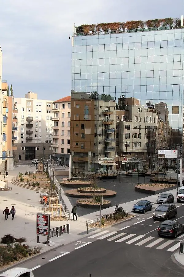 Cocon De Lyon, Charpennes, Jacuzzi Et Emplacement Ideal Apartment Villeurbanne 0*,